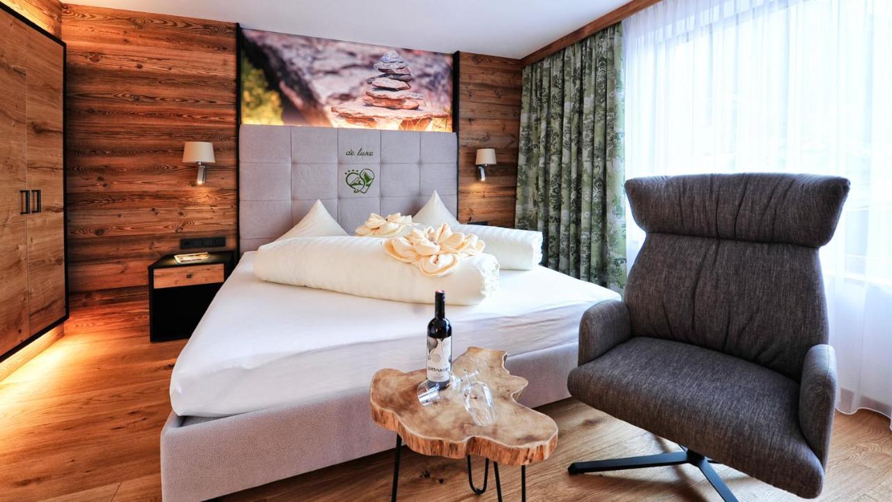 Hotel Garni Stefanie Ischgl Extérieur photo